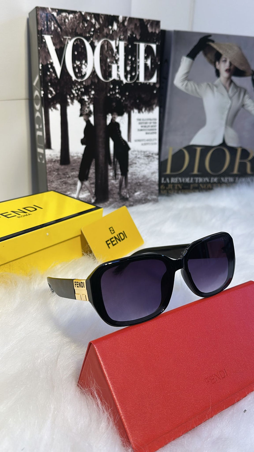 FENDİ KEMİK SİYAH ORİJİNAL